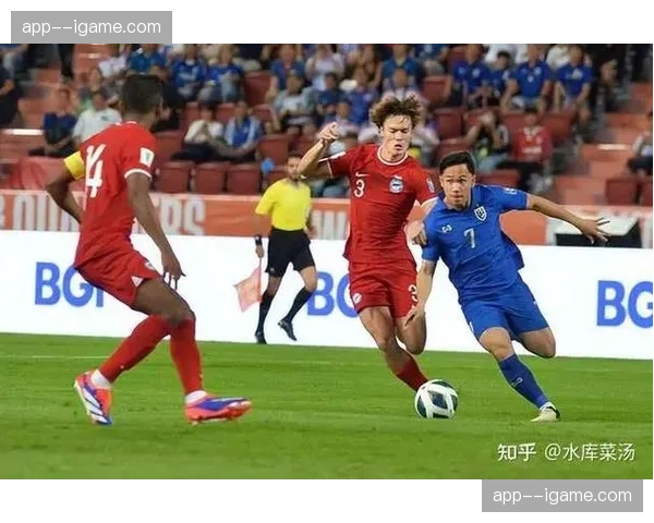 意甲联盟会议探讨引入“蓝牌”及临时罚下规则的可能性