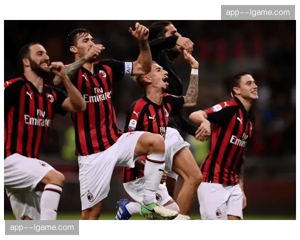 那不勒斯对阵AC米兰,六分之战将决定争冠格局 那不勒斯对阵AC米兰,六分之战将决定争冠格局